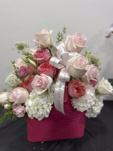 florist studio blooms in ribbon roseville 692