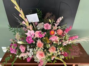 Golden Flowers Floral Design & Flower Delivery golden flowers floral design flower delivery nevada city 2301